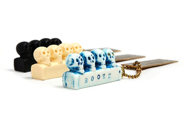 NEIGHBORHOOD "Booze." Skull Keychain