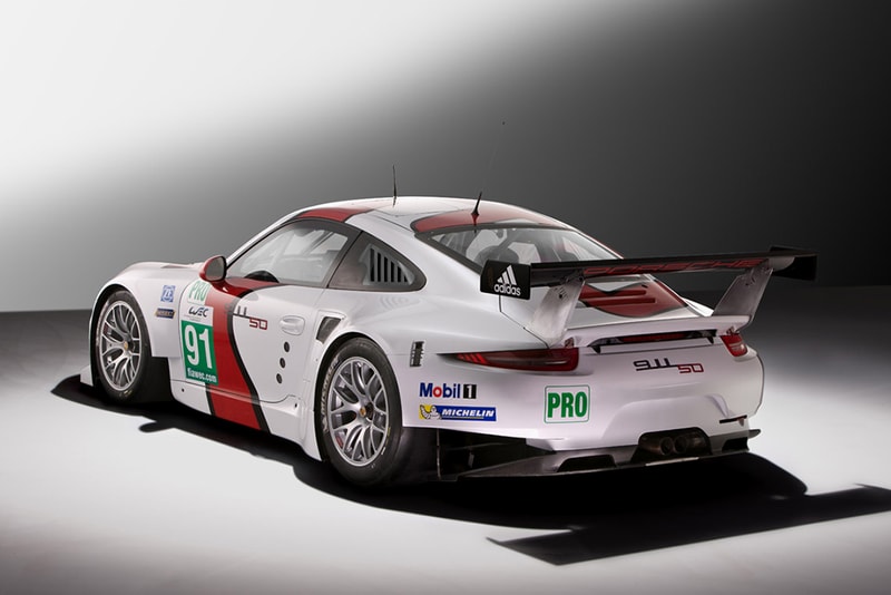 2013 Porsche 911 RSR