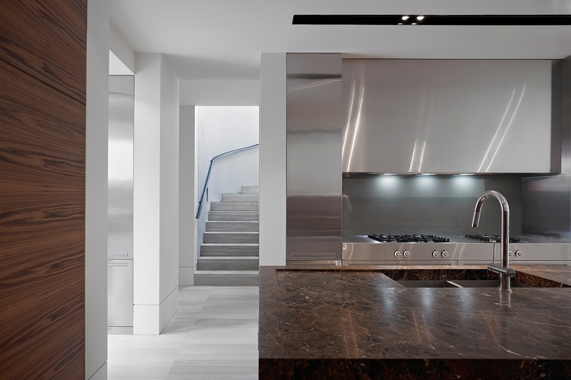 Cassell Street House by b.e. Architecture