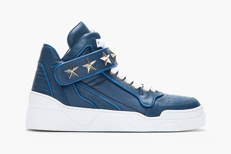 Givenchy Navy Leather Star-Detail Sneaker 