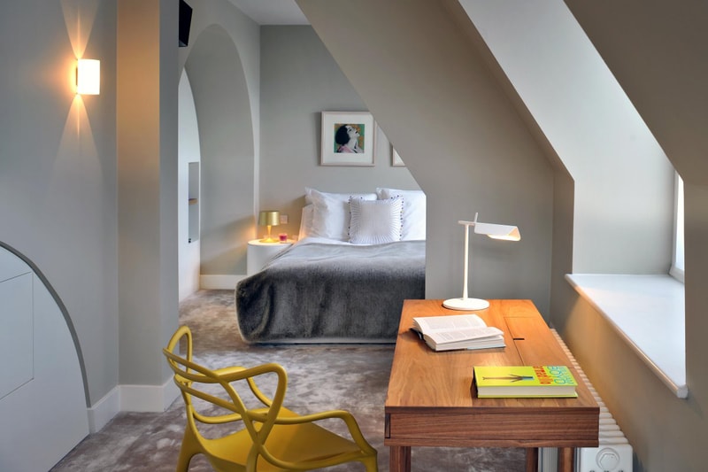 St. Pancras Chambers Penthouse Apartment by TG-Studio