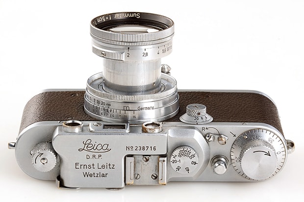 Alfred Eisenstaedt's Leica IIIa Rangefinder Sells for €114,000 EUR