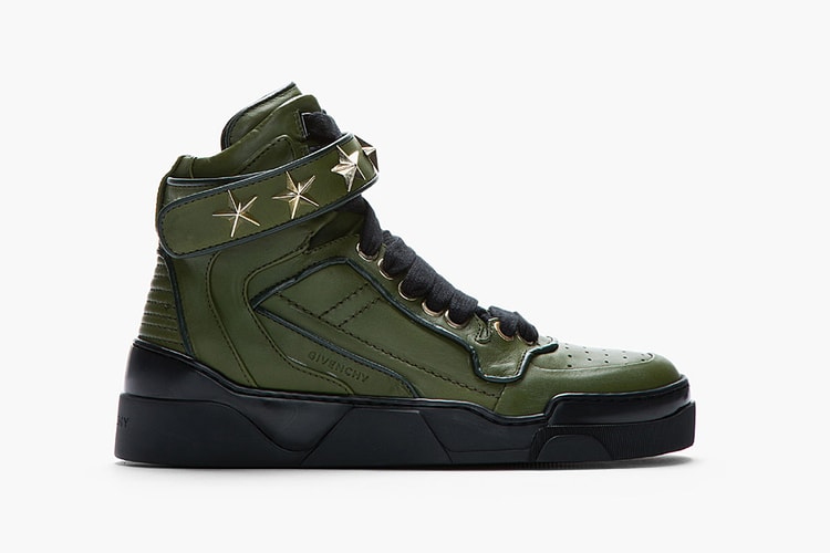Givenchy Army Green Leather Star-Detail Sneaker