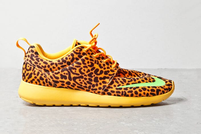 nike roshe run orange leopard