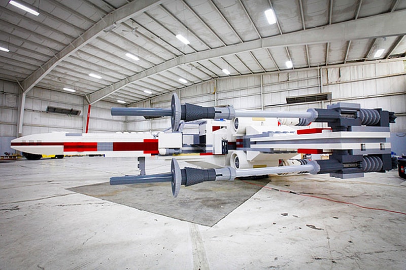 The World's Largest LEGO Star Wars X-Wing Starfighter