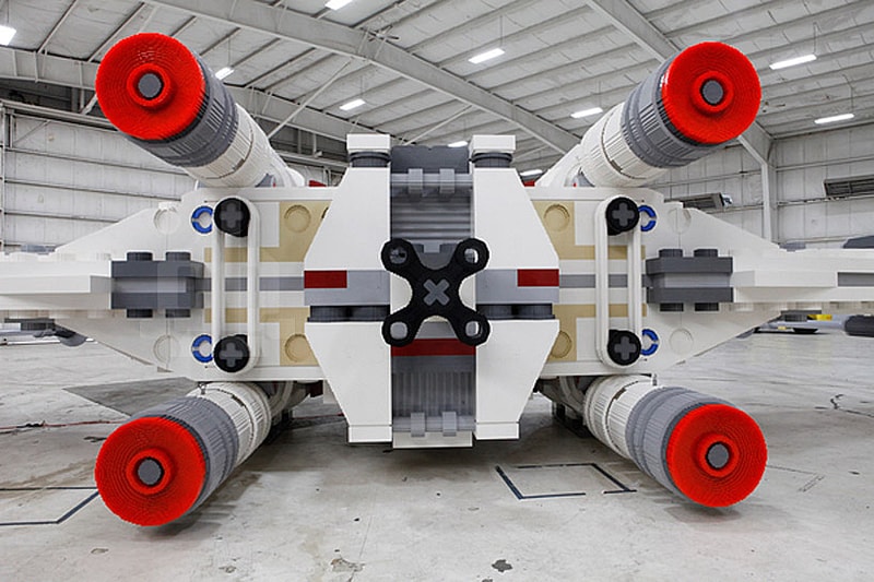 The World's Largest LEGO Star Wars X-Wing Starfighter