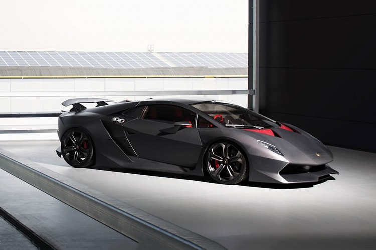 A Look at the Lamborghini Sesto Elemento