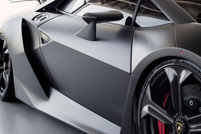 A Look at the Lamborghini Sesto Elemento