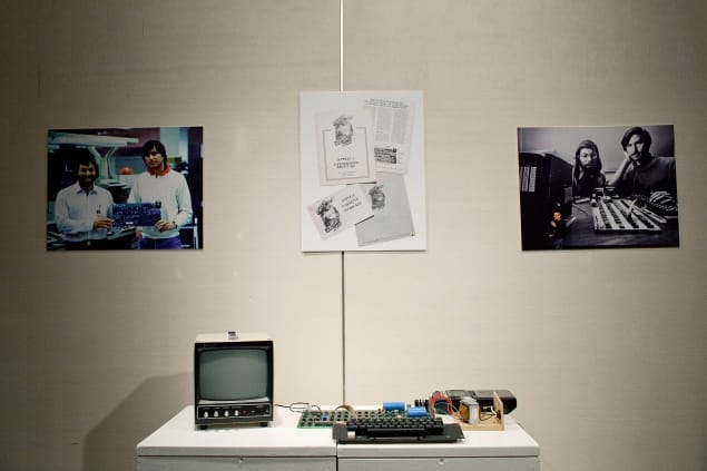 Christie's Auctioning Apple I for $300,000+
