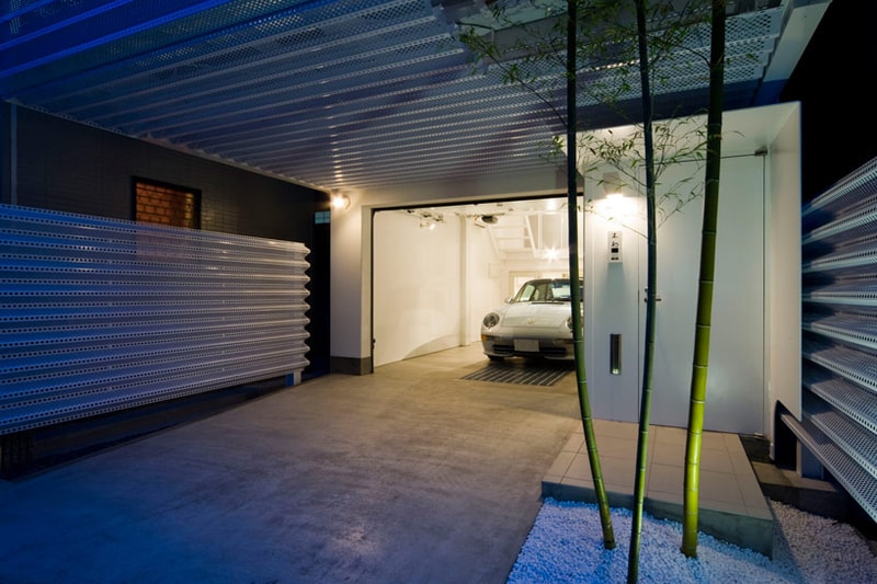 Home Design Based Around a Porsche 911
