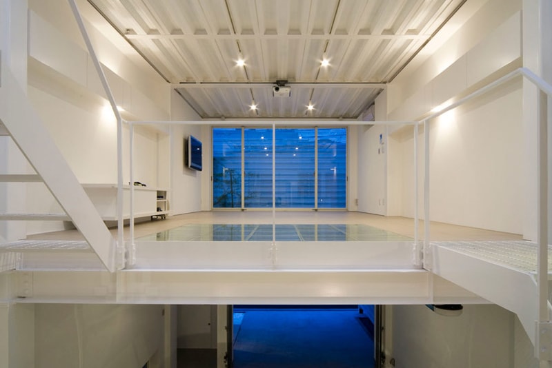 Home Design Based Around a Porsche 911