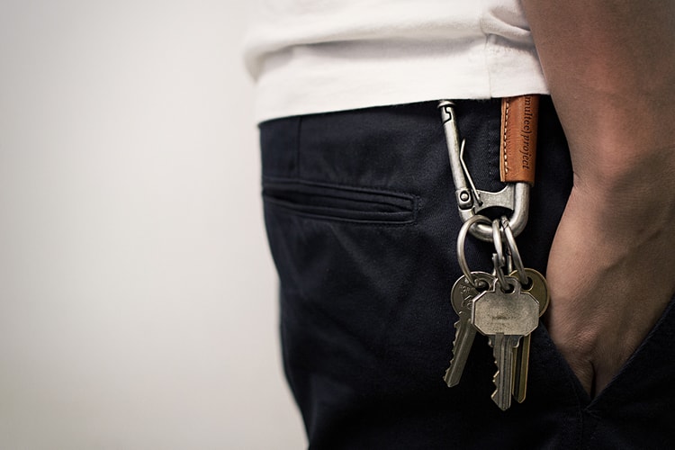 (multee)project “Type-1L″ Anti-Silver Carabiner