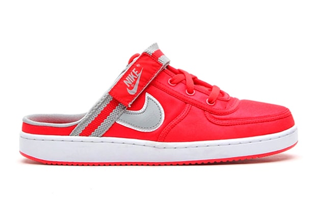 Nike Vandal Clog