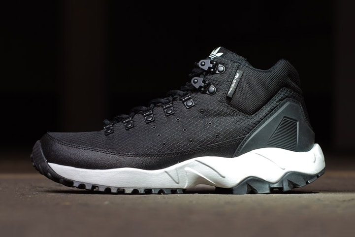 adidas Torsion Trail Mid Night Black