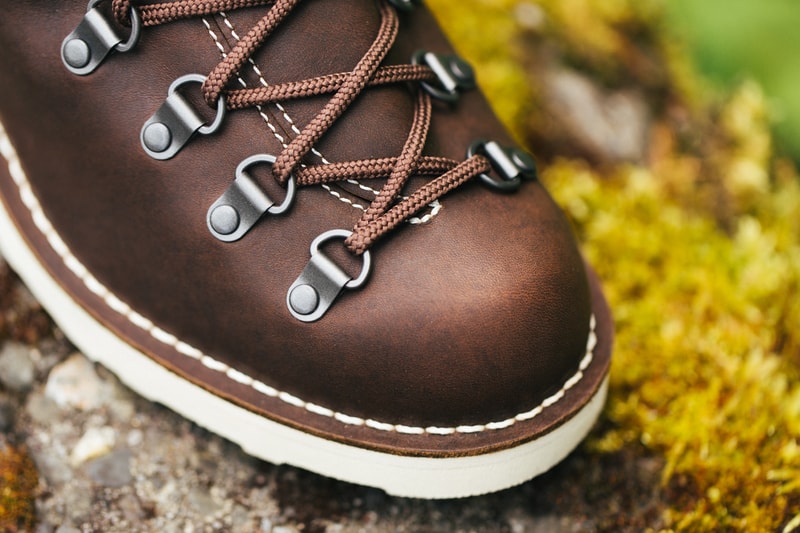 COMME des GARÇONS x Danner 2013 Fall Mountain Light Boot