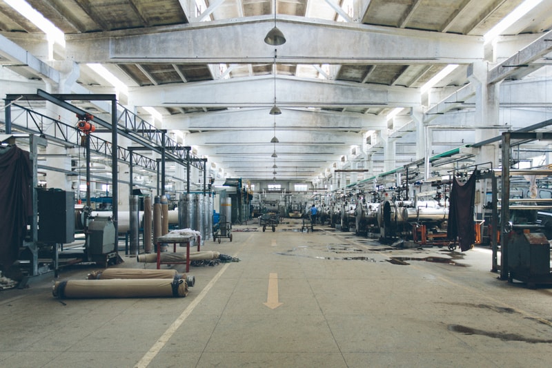 Everlane Presents a Look Into Its Chinese Factories 