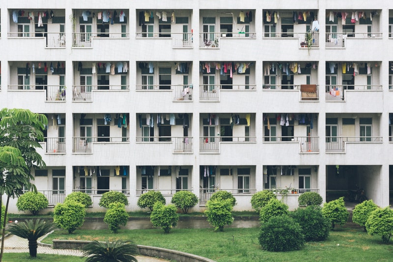 Everlane Presents a Look Into Its Chinese Factories 