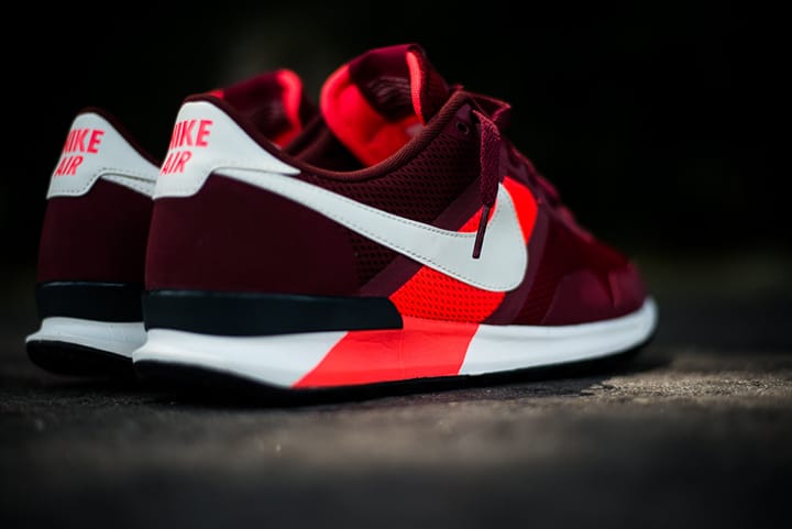 nike pegasus 83 red