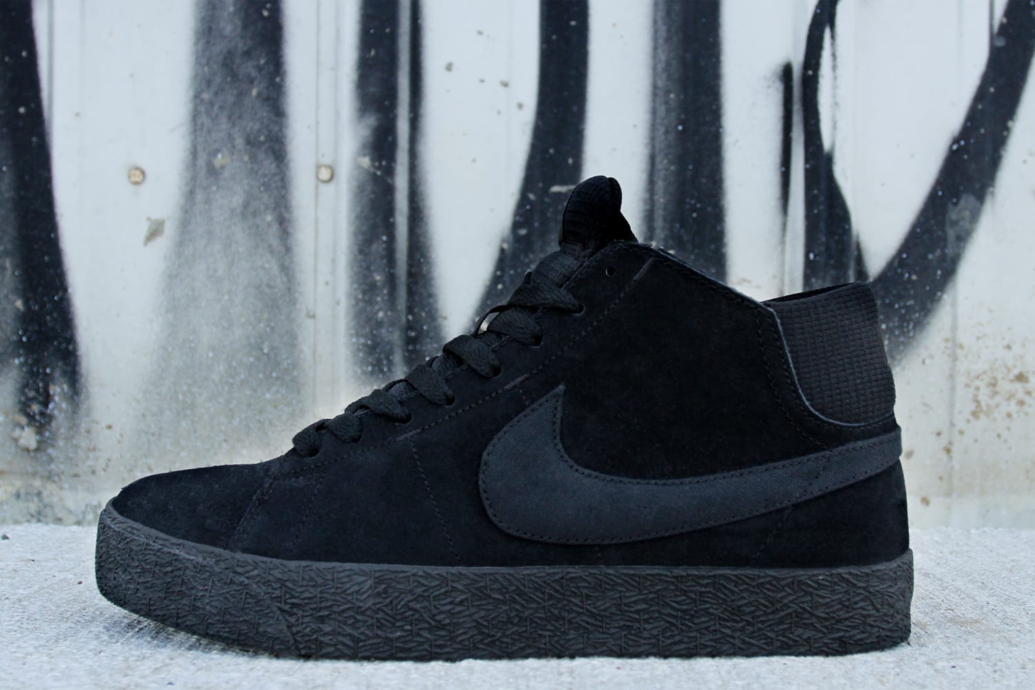 Nike SB Blazer Mid LR Black/Dark Grey 