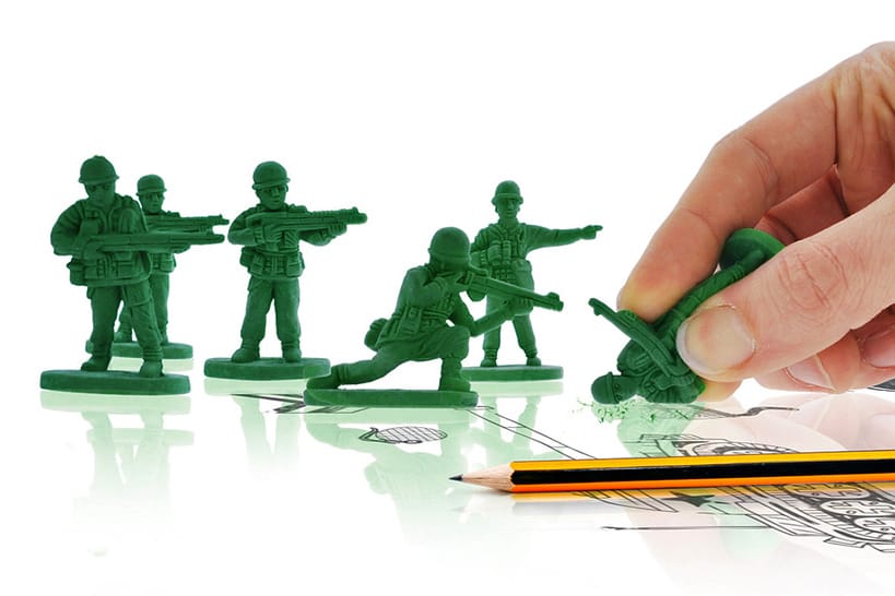 Mustard War On Error Novelty Toy Soldiers Army Men Erasers 6 Pack 