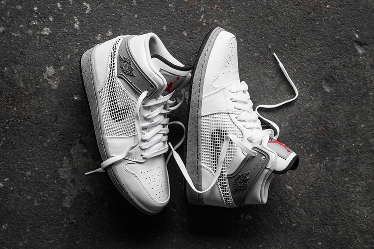 A Closer Look at the Air Jordan 1 Retro '89 White/Cement Grey-Black