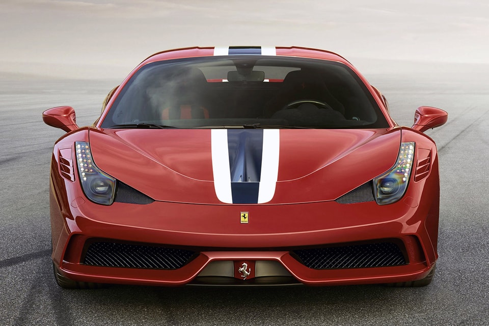 Ferrari 488 Рё Ferrari 458