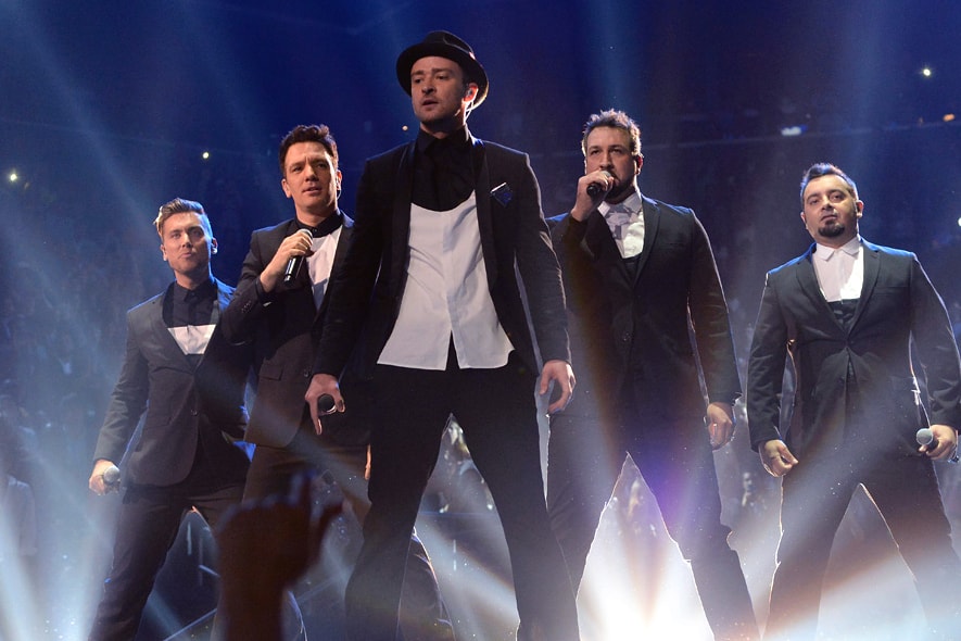 Justin Timberlake Performing at 2013 MTV VMAs, Receiving Award