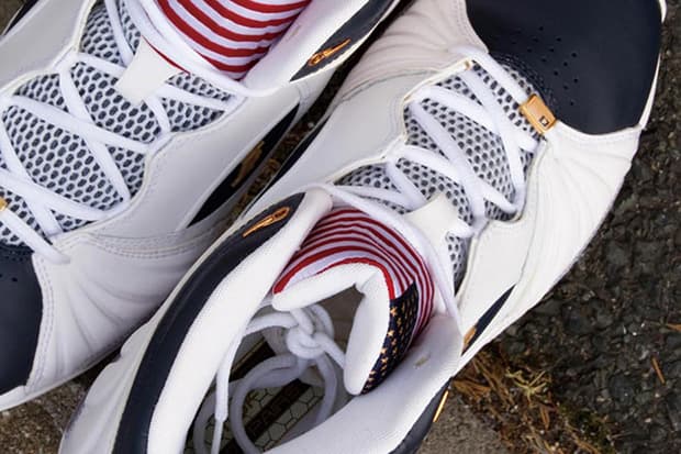 The Sneaker's Review Vol.1 "Basketball Signature Models"