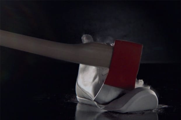 YOURS Finds Multiple Ways in Destroying its Classic Grey High-Top | Video 