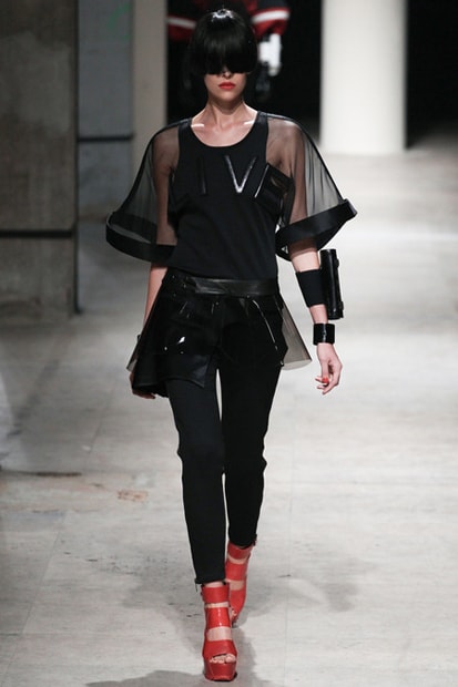 UNDERCOVER 2014 Spring Women's Collection
