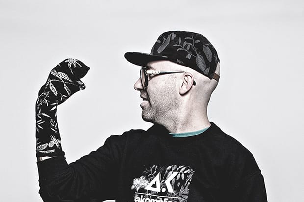 Akomplice 2013 Fall/Winter Lookbook