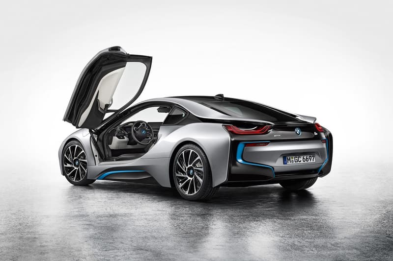 BMW Debuts the i8 Hybrid Sportscar