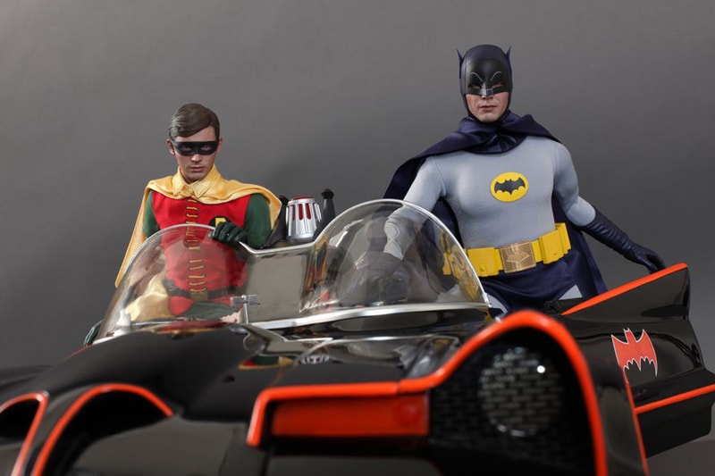 Hot Toys Batman 1966 TV Series 1:6 Scale Collectible Figure