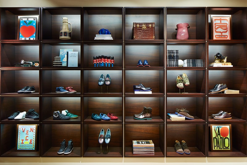 Louis Vuitton L'Aventure Pop-Up Store