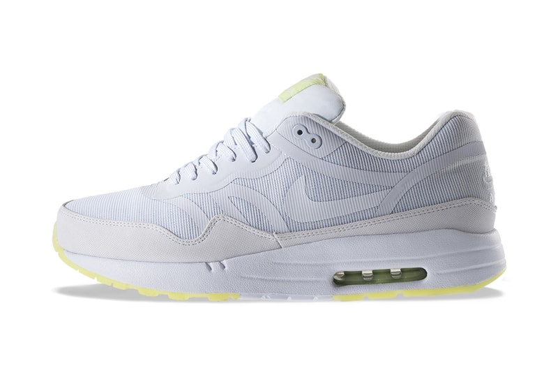 Nike Air Max 1 PRM Tape "Glow in the Dark"