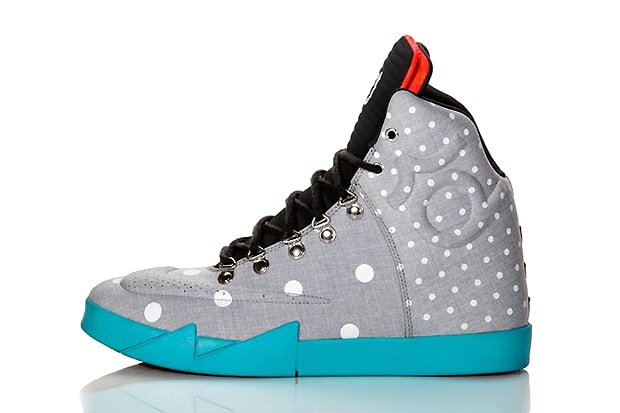 Nike KD VI NSW Lifestyle "Birthday"