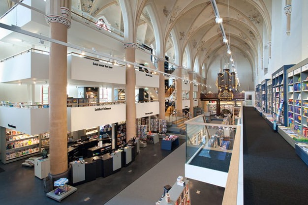 15th Century Dominican Church Repurposed as a Dazzling Bookstore