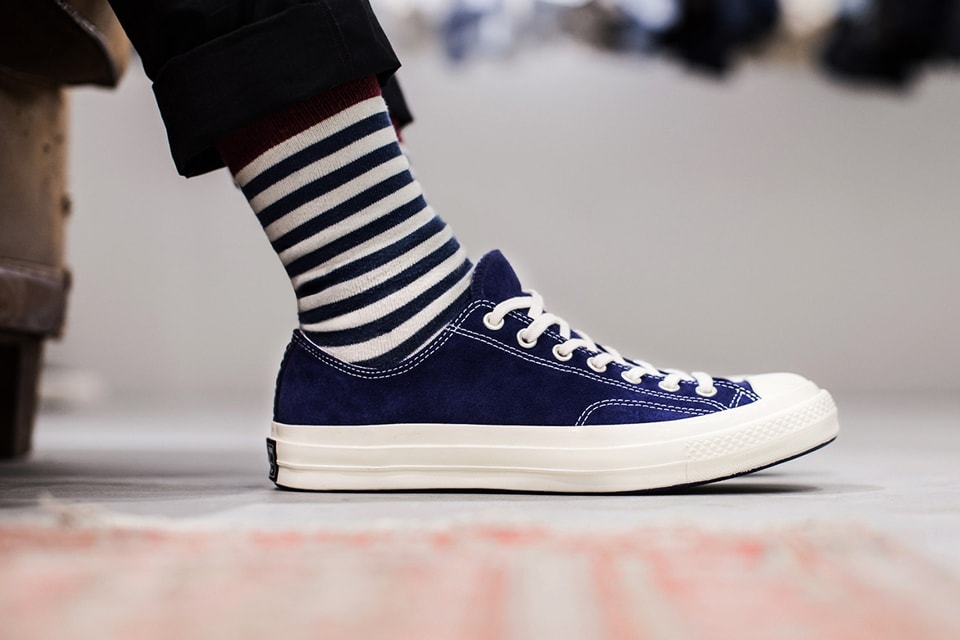 Circulo retirarse grandioso A Closer Look at the NEIGHBORHOOD x Converse First String 2013 Holiday  Collection | Hypebeast