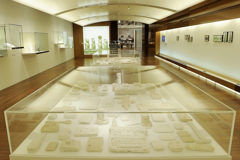 Daniel Arsham "#YESTERDAYSFUTURES" Exhibition @ Espace Louis Vuitton Singapore