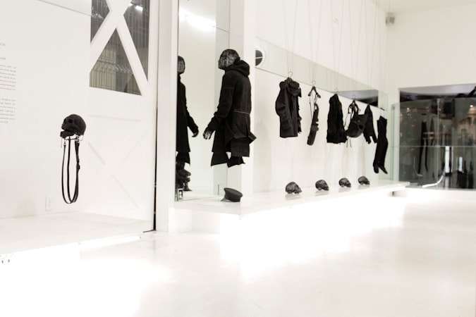 Aitor Throup "Reflection / Redemption" Installation @ H. Lorenzo LA