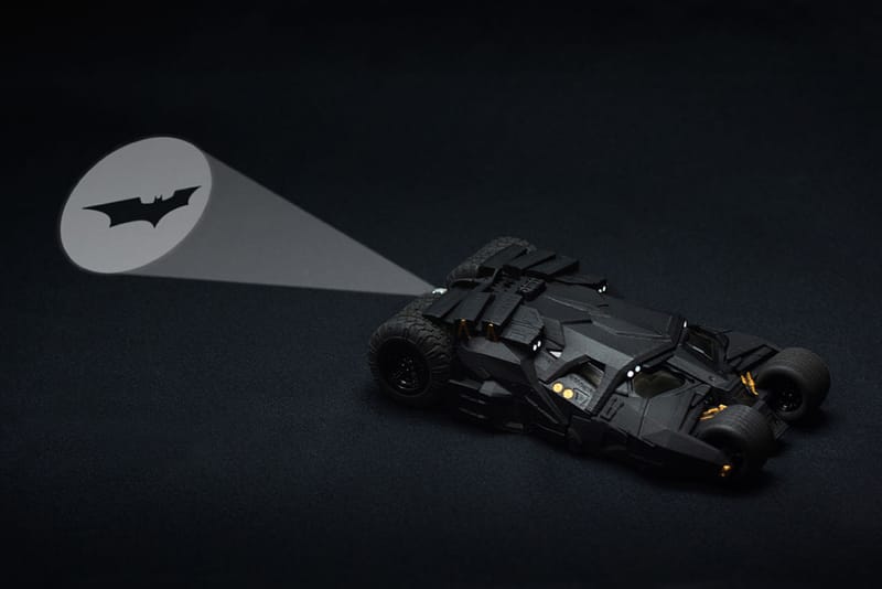 Bandai CRAZY CASE BATMOBILE TUMBLER