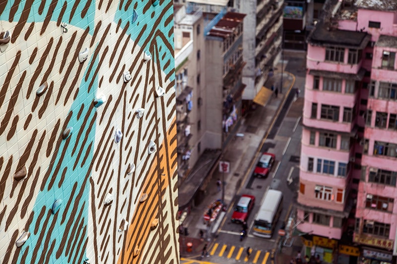 CYRCLE. Paints "Rise Above" Mural in Hong Kong 