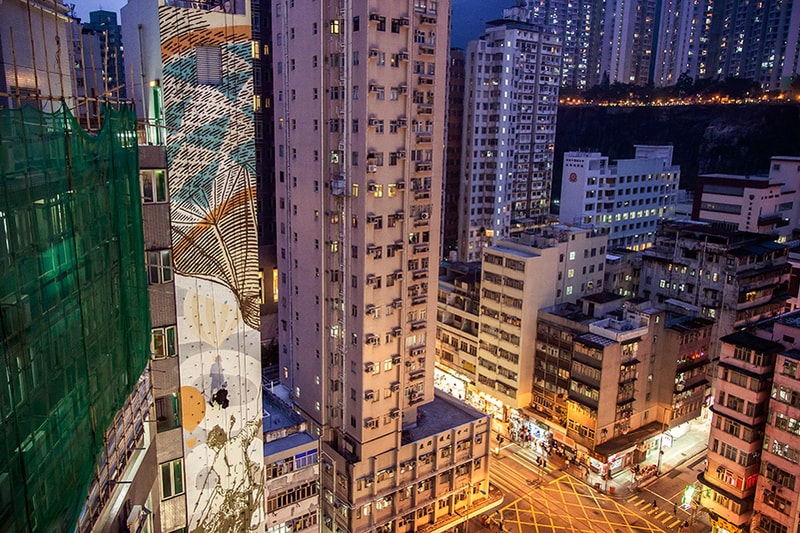 CYRCLE. Paints "Rise Above" Mural in Hong Kong 