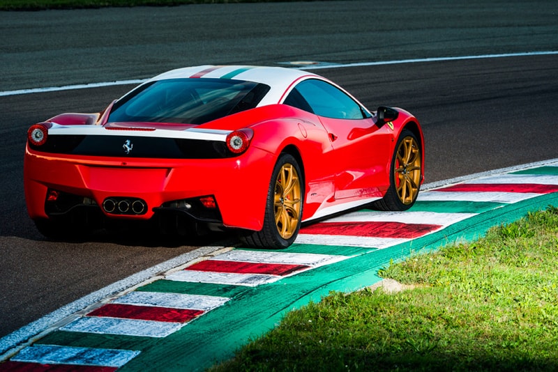 Ferrari 458 Italia Niki Lauda Edition
