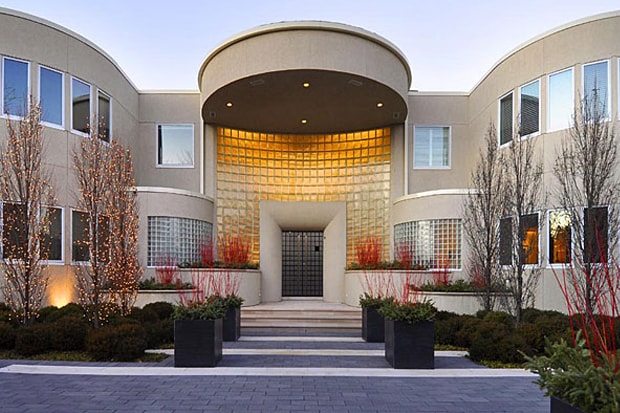 Inside Michael Jordan's Highland Park Estate | Video