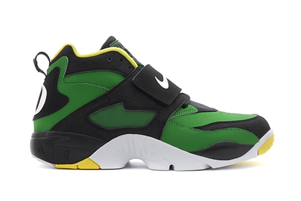 Nike Air Diamond Turf "Oregon Ducks"