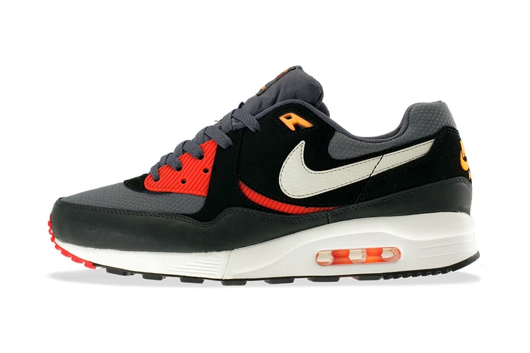 Nike Air Max Light Essential "Black Pine"