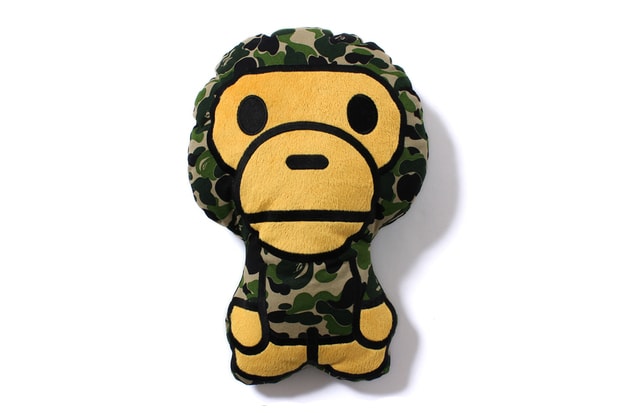 A Bathing Ape MILO ABC CUSHION