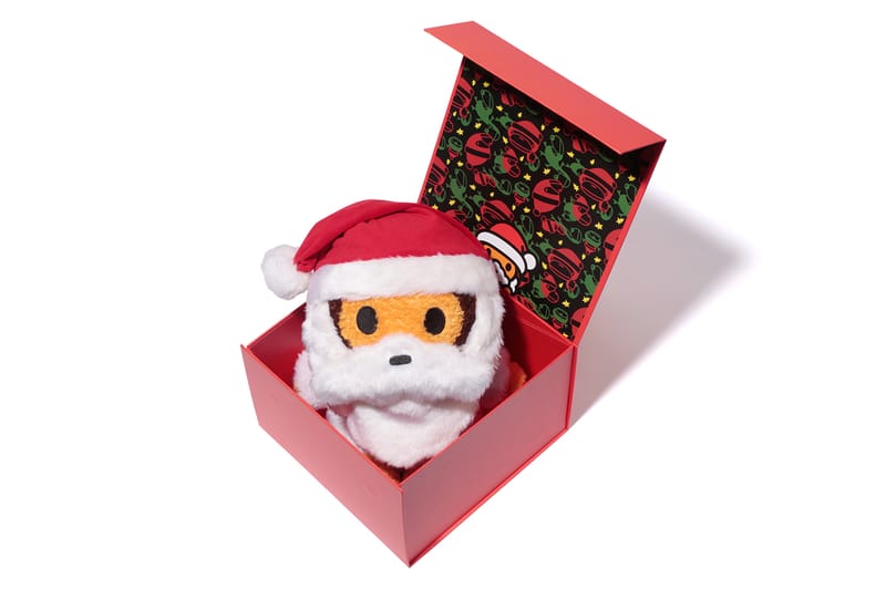 A Bathing Ape BABY MILO Christmas Collection