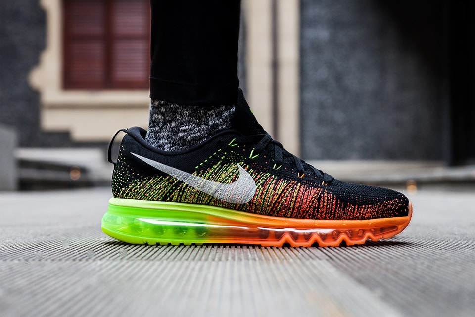 A Closer Look at the Nike Flyknit Max Hypebeast